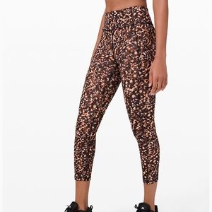 COPY - Invigorate high-rise crop 23”